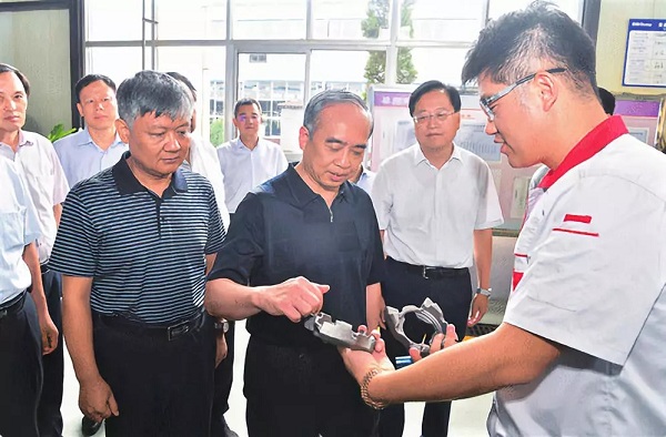 10.常务副省长林武莅临我司检查指导转型项目建设工作.jpg